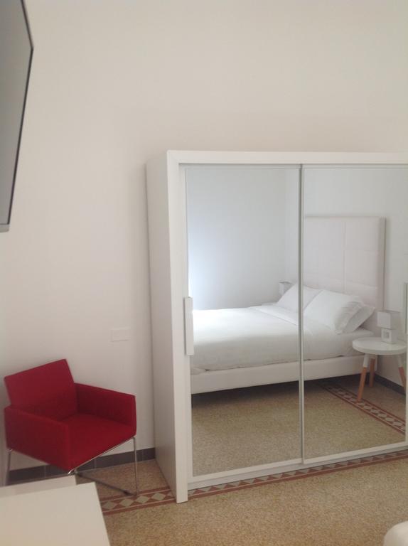 Cagliari D'Amare Via Roma Hotell Exteriör bild