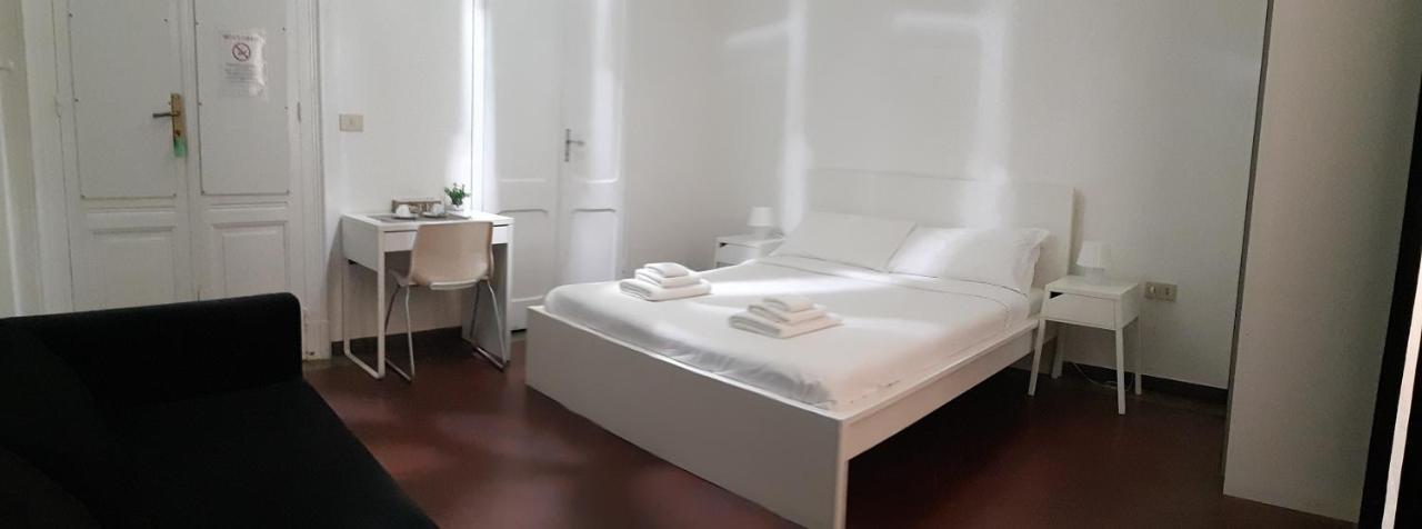 Cagliari D'Amare Via Roma Hotell Exteriör bild