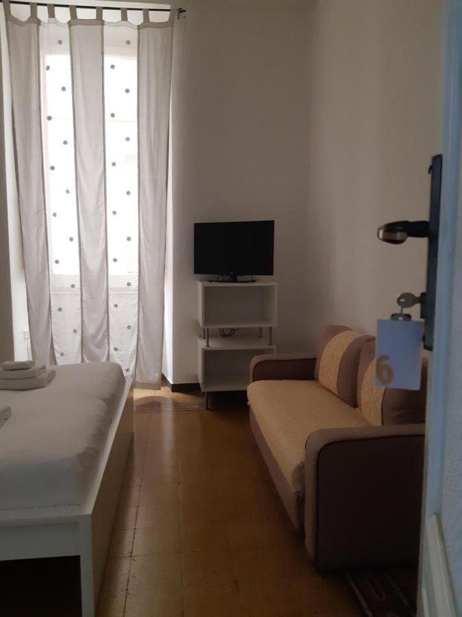 Cagliari D'Amare Via Roma Hotell Exteriör bild